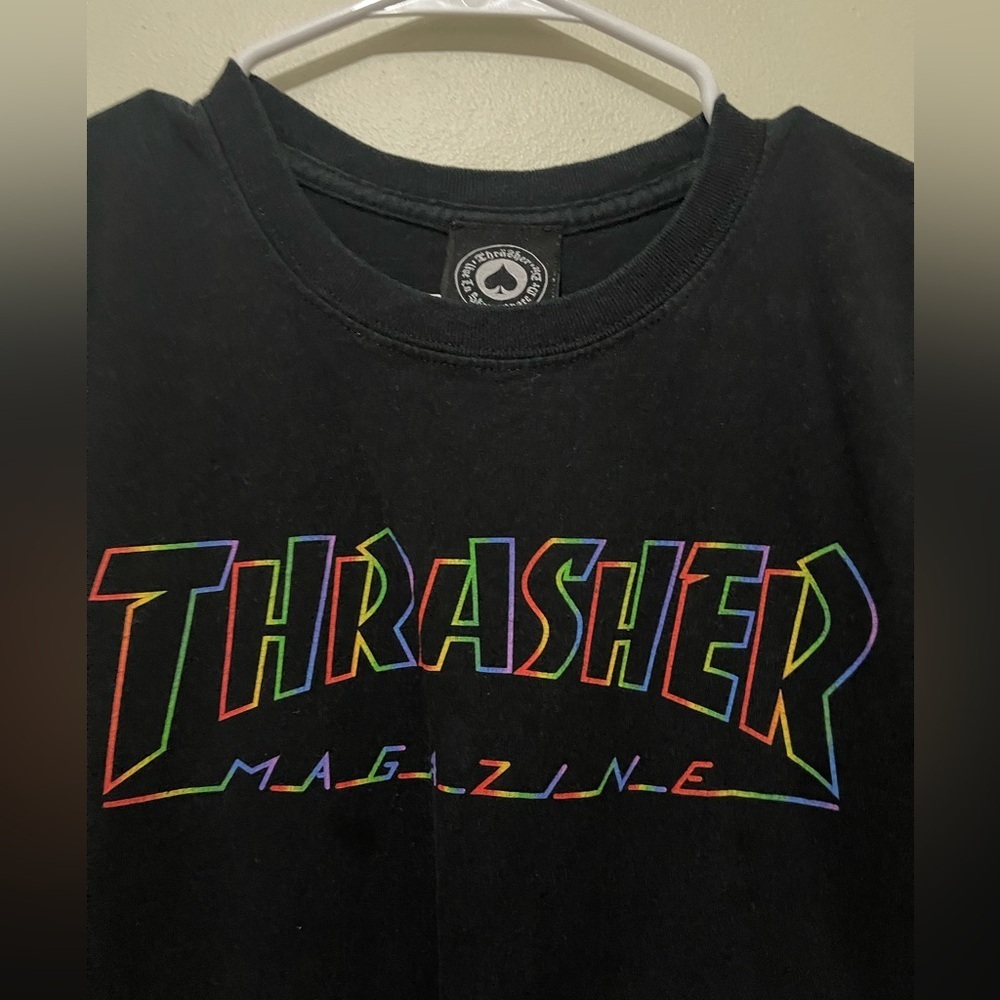 Multicolor thrasher Tee